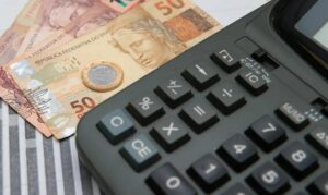 Receita Federal abre consulta ao maior lote de restituição da história