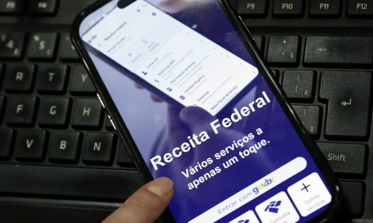 Receita Federal paga o maior lote de restituição do Imposto de Renda