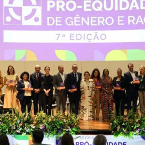 Selo Pró-Equidade premia 80 empresas por igualdade de gênero e raça