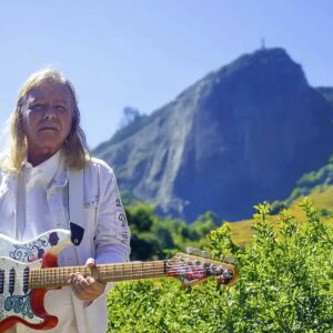 Victor Biglione celebra 50 anos de carreira com exposição gratuita no Rio