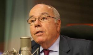 Brasil e China fortalecem laços comerciais em encontro estratégico em Pequim