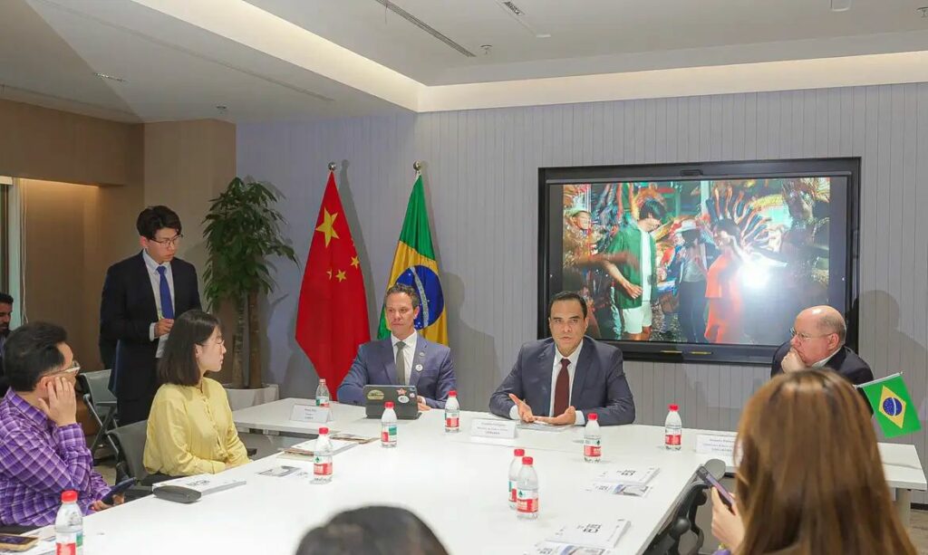 Brasil lança guia de turismo em mandarim para atrair investidores chineses