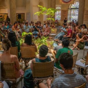 Exposição em São Paulo destaca a pedagogia e a arte dos povos indígenas