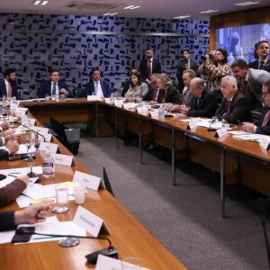Governo retira urgência de PL sobre escala 6x1 na Câmara