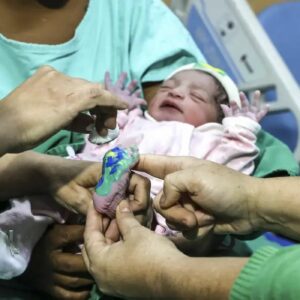 Hospitais do Rio celebram nascimento de bebês durante a Copa do Mundo
