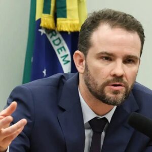 Lula determina avaliação sobre impactos de sanções dos EUA na economia