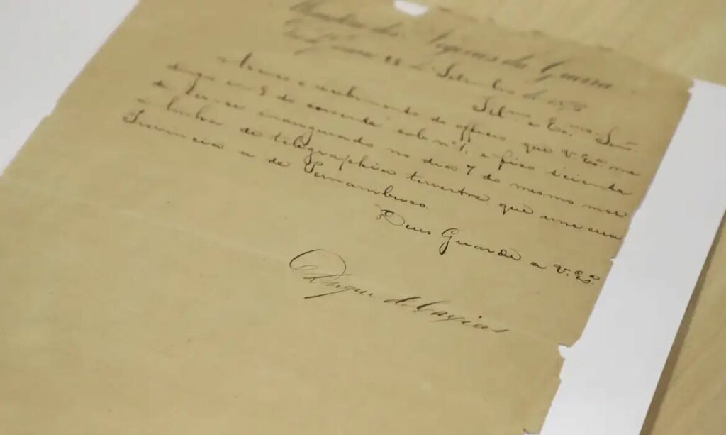 Arquivo Nacional alerta para aumento na venda ilegal de documentos históricos