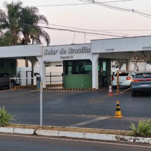 Bolsonaro pede ao STF autorização para receber Javier Milei em prisão domiciliar