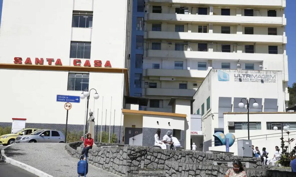 Crédito do FGTS para Santas Casas é prorrogado até 2030