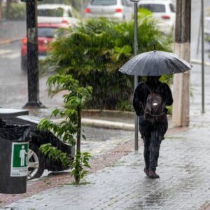 Defesa Civil emite alerta para temporais em Santa Catarina