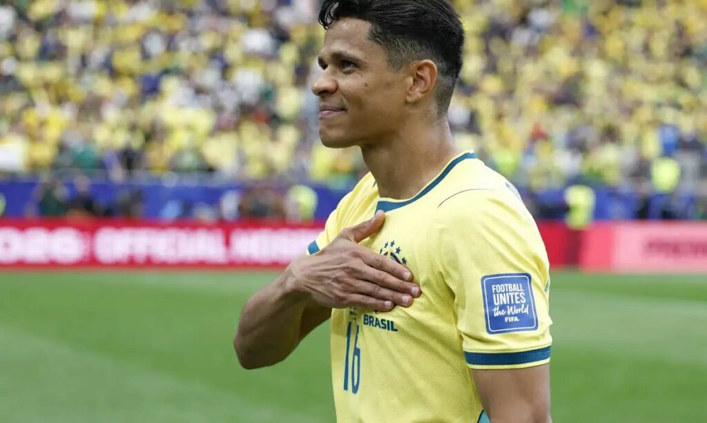 Douglas Santos usa experiência olímpica para buscar o hexa na Copa