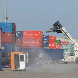 Exportações brasileiras aos EUA crescem após tarifas de Trump