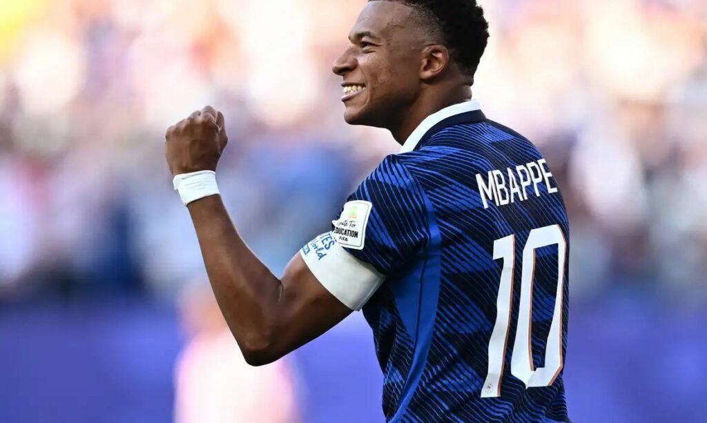 França vence Paraguai e avança às quartas de final da Copa do Mundo