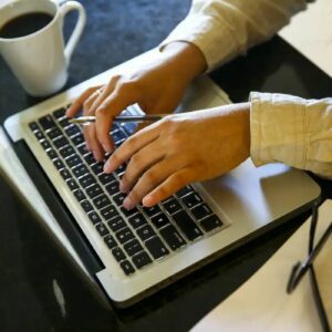 ONU Mulheres oferece curso digital gratuito com auxílio para participantes