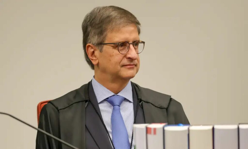 PGR defende manutenção da prisão domiciliar de Bolsonaro