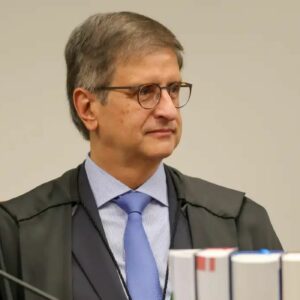PGR defende manutenção da prisão domiciliar de Bolsonaro