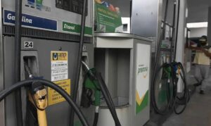 Rio de Janeiro intensifica combate a crimes no setor de combustíveis