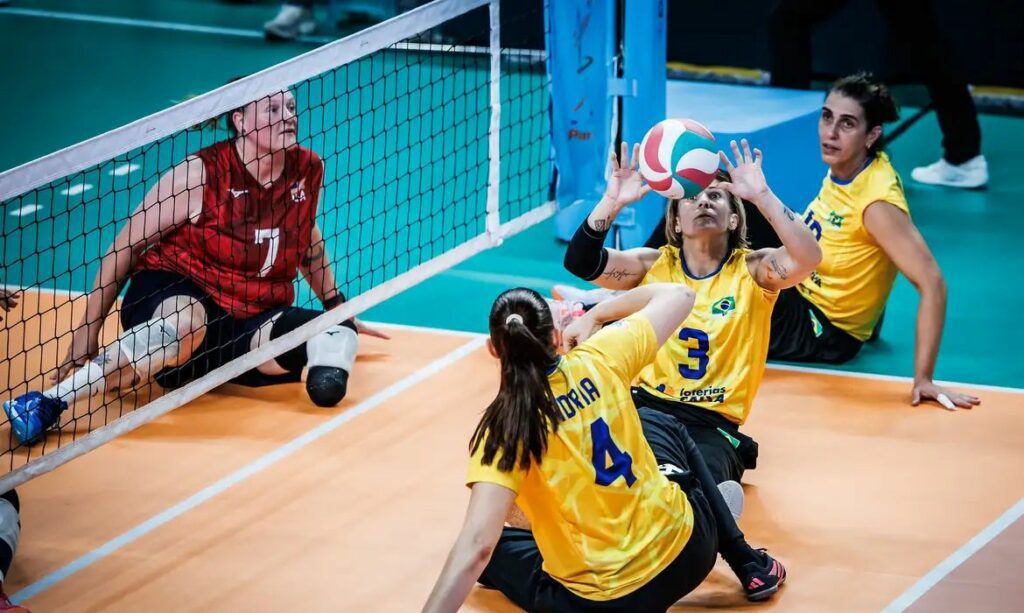Seleção feminina de vôlei sentado é vice-campeã mundial na China