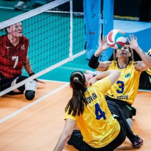 Seleção feminina de vôlei sentado é vice-campeã mundial na China