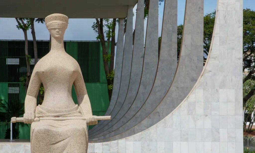 STF confirma fim da aposentadoria compulsória como pena para juízes