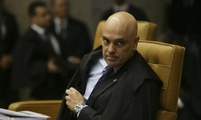STF exige explicações de tribunais sobre salários acima do teto