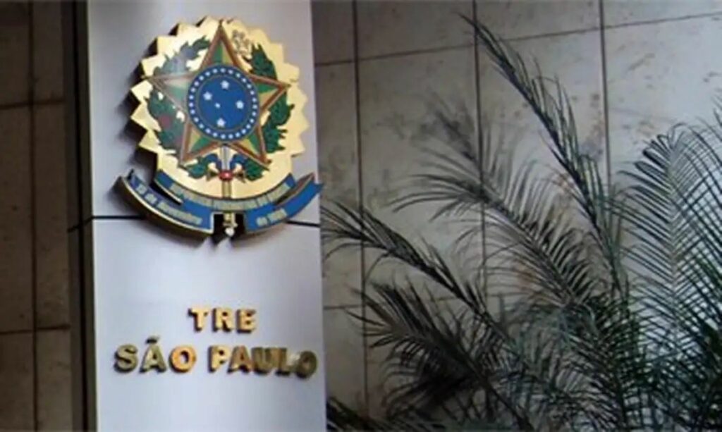 TRE-SP multa Lula em R$ 15 mil por propaganda eleitoral antecipada