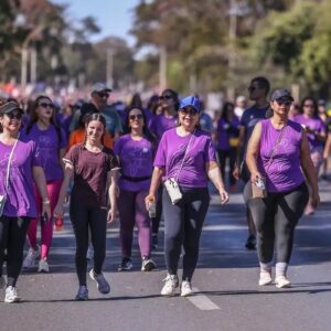 Caminhadas em 26 cidades buscam conscientizar sobre o lipedema